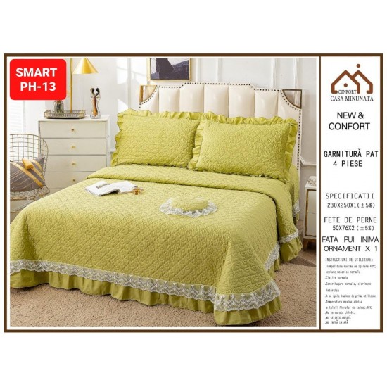 Cuvertura de pat cu volan si broderie Cuvertura de pat cu volan si broderie